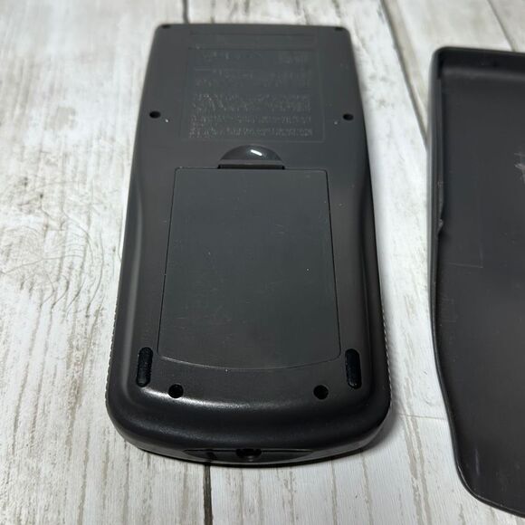 Texas Instruments TI 73 Graphing Calculator with Cover Tested Calculus 1997 - Picture 4 of 7